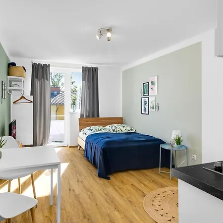 Ruhige Oase In Der Naehe Von Parkanlage Und Krankenhaus Daire Graz